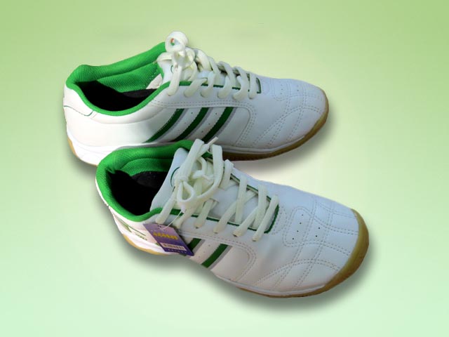 Tennis Shoes
